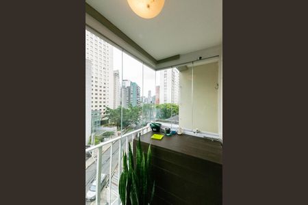 Varanda de apartamento à venda com 2 quartos, 53m² em Vila Olímpia, São Paulo