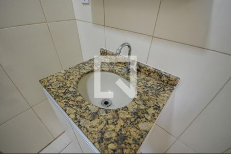 Apartamento para alugar com 80m², 2 quartos e sem vaga Apartamento para alugar com 80m², 2 quartos e sem vagaBanheiro