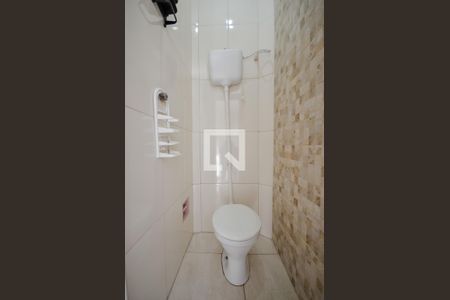 Apartamento para alugar com 80m², 2 quartos e sem vaga Apartamento para alugar com 80m², 2 quartos e sem vagaBanheiro de Serviço
