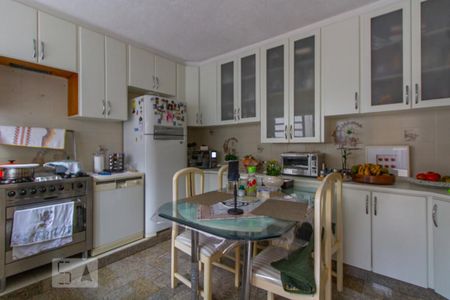 Casa à venda com 380m², 3 quartos e 5 vagasCozinha