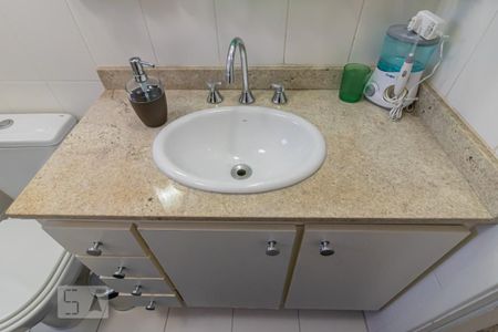 Apartamento à venda com 94m², 3 quartos e 2 vagasBanheiro da Suíte