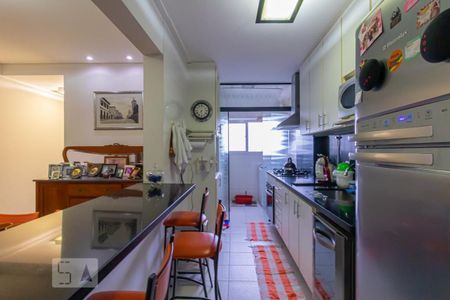 Apartamento à venda com 94m², 3 quartos e 2 vagasCozinha 