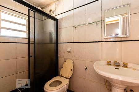 Casa à venda com 139m², 3 quartos e 2 vagasBanheiro casa 2 