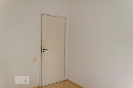 Apartamento para alugar com 76m², 3 quartos e 1 vaga Apartamento para alugar com 76m², 3 quartos e 1 vagaQuarto 1