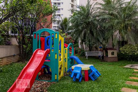 Apartamento para alugar com 76m², 3 quartos e 1 vaga Apartamento para alugar com 76m², 3 quartos e 1 vagaÁrea Comum - Playground