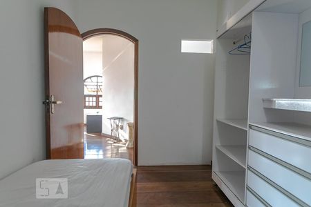 Casa para alugar com 600m², 15 quartos e 4 vagasQuarto 8