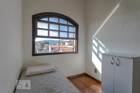 Casa para alugar com 600m², 15 quartos e 4 vagasQuarto 2