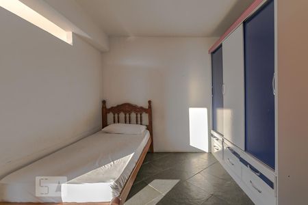 Casa para alugar com 600m², 15 quartos e 4 vagasQuarto 14