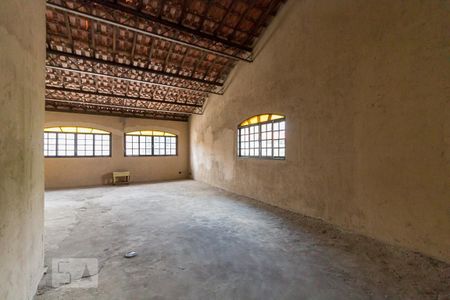 Casa à venda com 254m², 3 quartos e 2 vagasÁrea superior inacabada