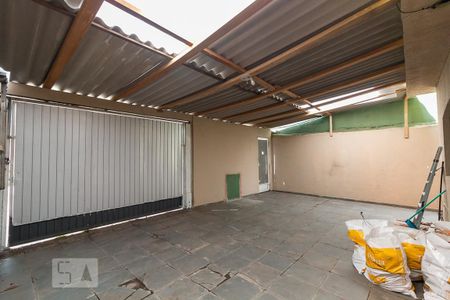 Casa à venda com 254m², 3 quartos e 2 vagasGaragem e quintal