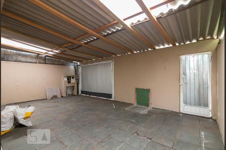 Casa à venda com 254m², 3 quartos e 2 vagasGaragem e quintal