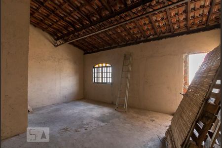 Casa à venda com 254m², 3 quartos e 2 vagasÁrea superior inacabada