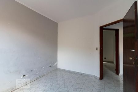 Casa à venda com 254m², 3 quartos e 2 vagasQuarto 2