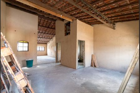 Casa à venda com 254m², 3 quartos e 2 vagasÁrea superior inacabada
