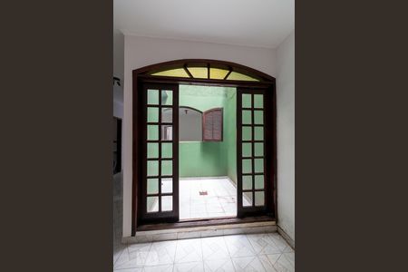 Jardim de inverno de casa à venda com 3 quartos, 254m² em Jardim Santa Cecília, Guarulhos