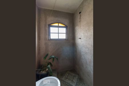 Casa à venda com 254m², 3 quartos e 2 vagasÁrea superior inacabada - banheiro