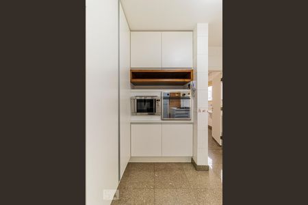 Apartamento à venda com 370m², 3 quartos e sem vagaCozinha - Armários