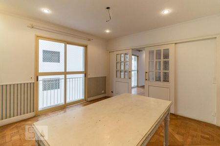 Apartamento à venda com 370m², 3 quartos e sem vagaCopa