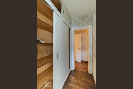 Apartamento à venda com 370m², 3 quartos e sem vagaDespensa