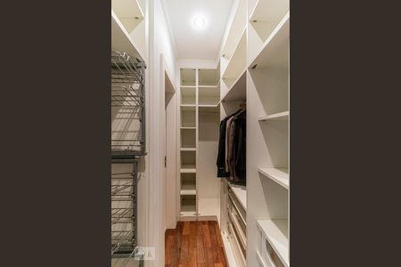 Apartamento à venda com 370m², 3 quartos e sem vagaSuíte 2 - Closet