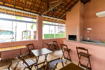 Apartamento para alugar com 64m², 2 quartos e 1 vagaÁrea comum - Salão de festas