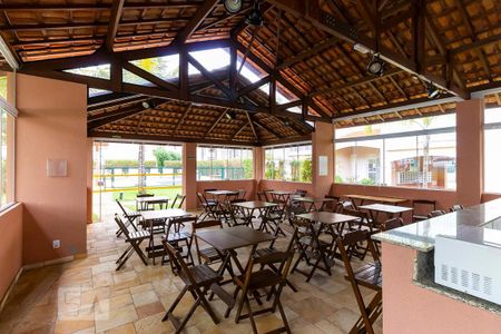 Apartamento para alugar com 64m², 2 quartos e 1 vagaÁrea comum - Salão de festas