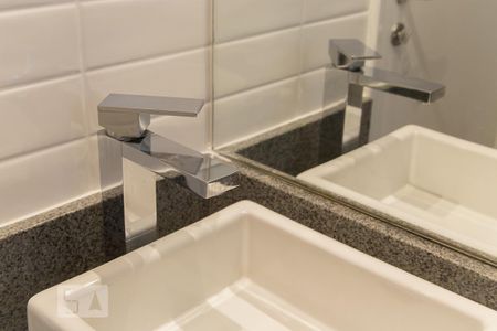Apartamento à venda com 55m², 2 quartos e 1 vaga Apartamento à venda com 55m², 2 quartos e 1 vagaBanheiro social - Torneira