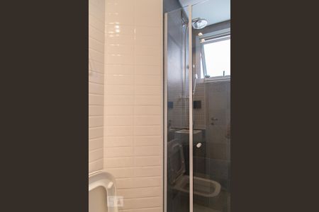 Apartamento à venda com 55m², 2 quartos e 1 vaga Apartamento à venda com 55m², 2 quartos e 1 vagaBanheiro social