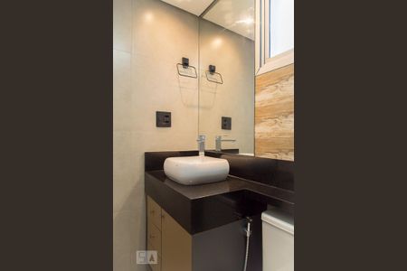 Apartamento à venda com 55m², 2 quartos e 1 vaga Apartamento à venda com 55m², 2 quartos e 1 vagaBanheiro da suíte