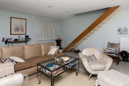 Sala de casa à venda com 3 quartos, 220m² em Vila Pompéia, São Paulo