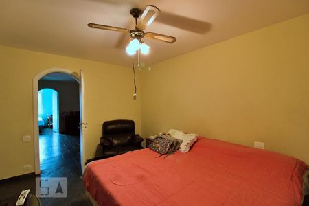 Casa à venda com 550m², 4 quartos e 5 vagas Casa à venda com 550m², 4 quartos e 5 vagasSuíte 1