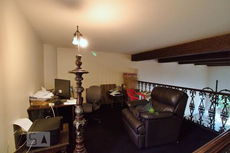 Casa à venda com 550m², 4 quartos e 5 vagas Casa à venda com 550m², 4 quartos e 5 vagasSala