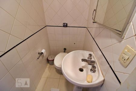 Casa à venda com 550m², 4 quartos e 5 vagas Casa à venda com 550m², 4 quartos e 5 vagasBanheiro da Suíte 3