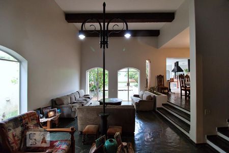 Sala de casa à venda com 4 quartos, 550m² em Jardim Leonor, São Paulo