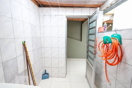 Casa à venda com 122m², 3 quartos e 2 vagasLavanderia