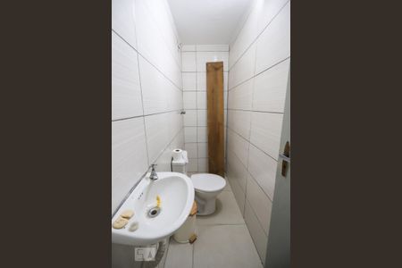 Casa à venda com 122m², 3 quartos e 2 vagasBanheiro de Serviço