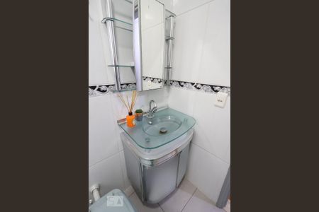 Casa à venda com 122m², 3 quartos e 2 vagasBanheiro Social 2