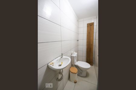 Casa à venda com 122m², 3 quartos e 2 vagasBanheiro de Serviço