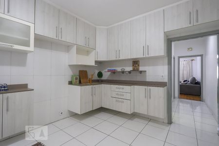 Casa à venda com 122m², 3 quartos e 2 vagasCozinha