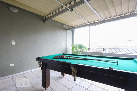 Casa à venda com 122m², 3 quartos e 2 vagasTerraço