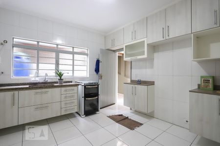 Casa à venda com 122m², 3 quartos e 2 vagasCozinha