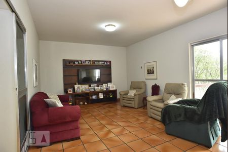 Sala de casa de condomínio à venda com 4 quartos, 450m² em Anil, Rio de Janeiro