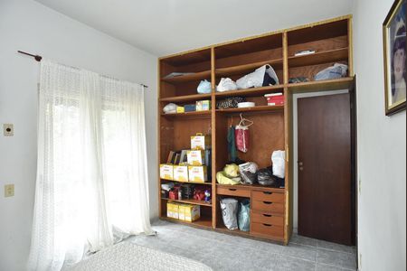 Casa de condomínio à venda com 450m², 4 quartos e 6 vagasQuarto 2