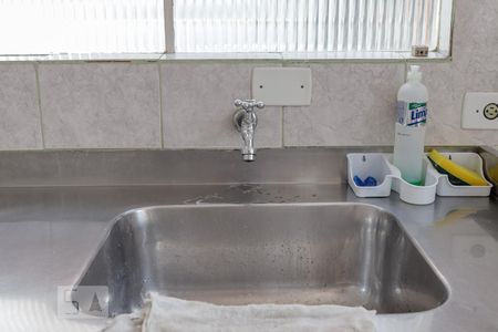 Casa à venda com 420m², 5 quartos e 2 vagas Casa à venda com 420m², 5 quartos e 2 vagasCozinha