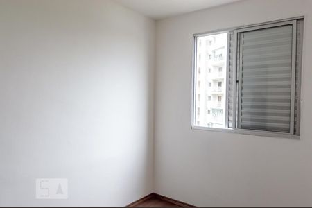 Quarto 2 de apartamento para alugar com 2 quartos, 46m² em Taboão, São Bernardo do Campo