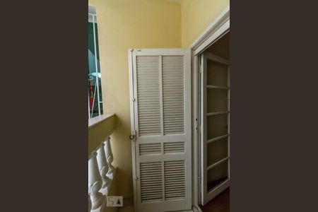 Casa à venda com 240m², 3 quartos e 5 vagasVaranda da suíte