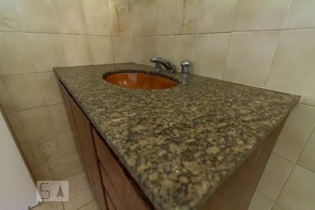 Casa à venda com 240m², 3 quartos e 5 vagasPia