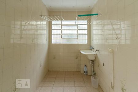 Casa à venda com 240m², 3 quartos e 5 vagasÁrea de serviço