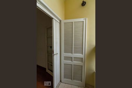 Casa à venda com 240m², 3 quartos e 5 vagasVaranda da suíte