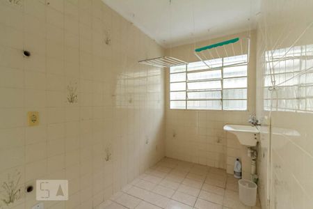 Casa à venda com 240m², 3 quartos e 5 vagasÁrea de serviço